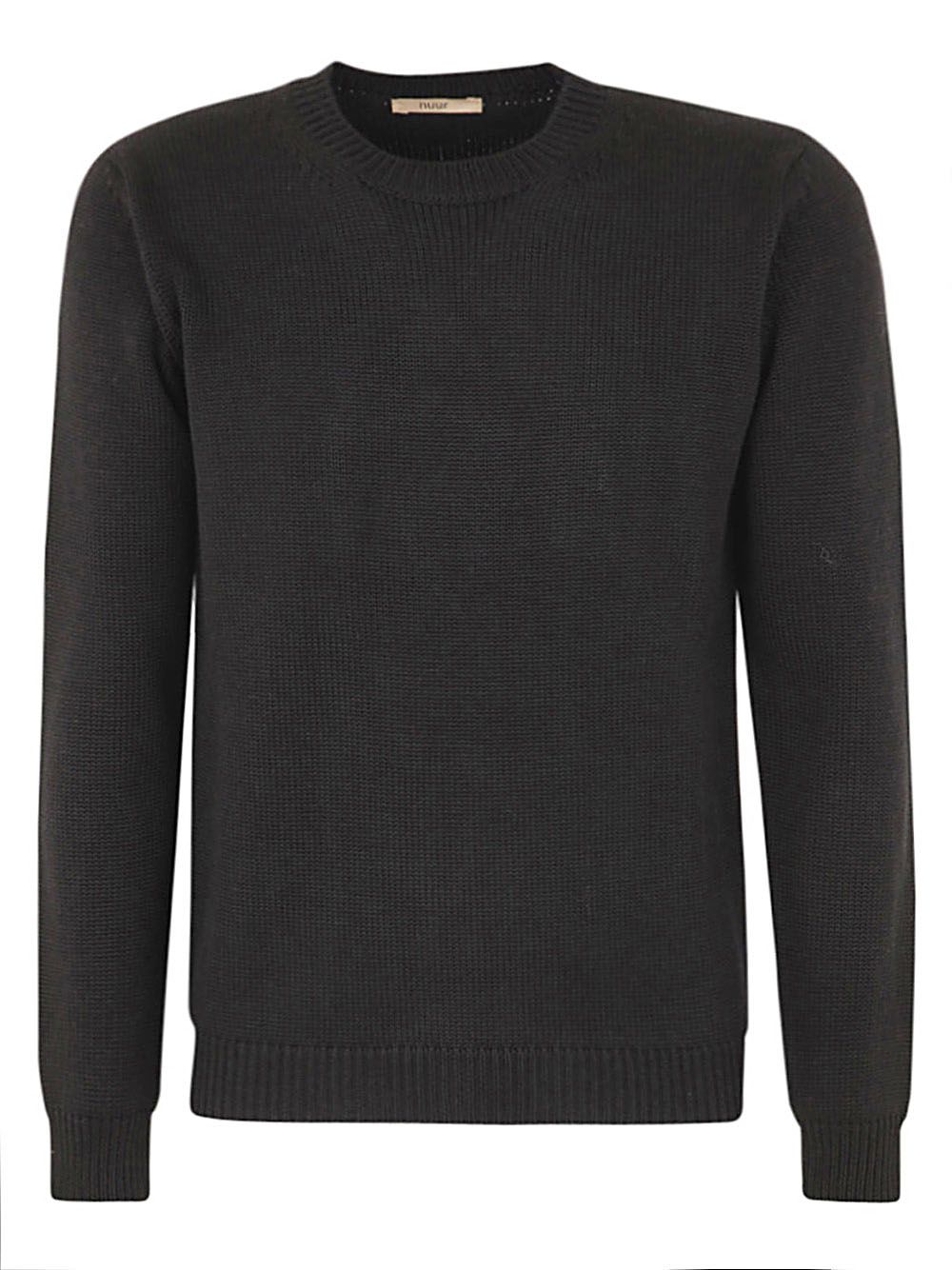Nuur Long Sleeved Round Neck