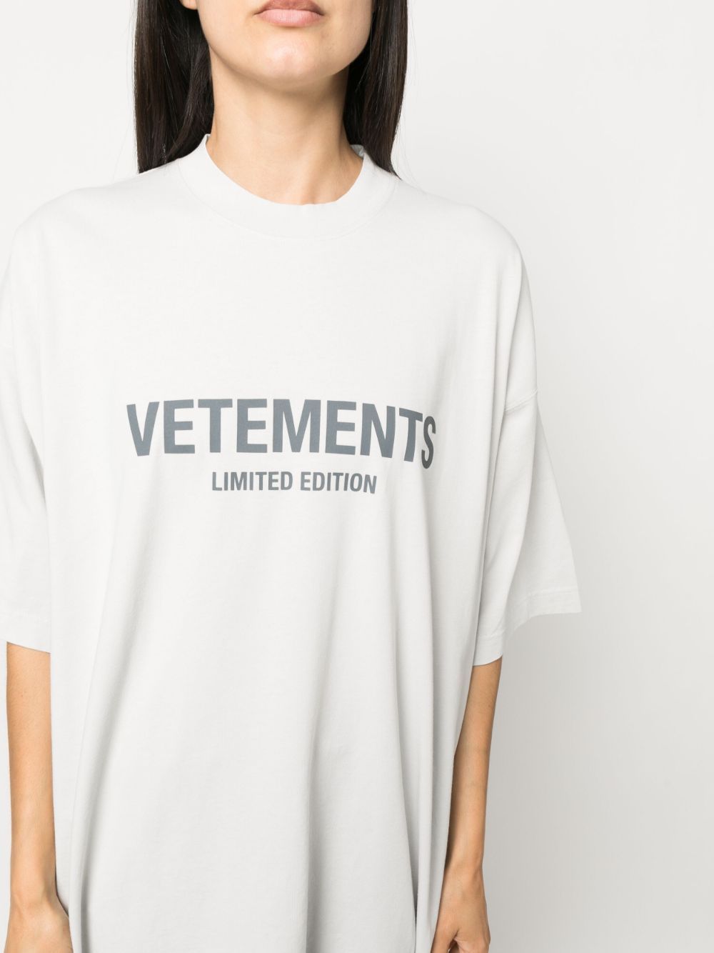 Shop Vetements Limited Edition Logo T-shirt